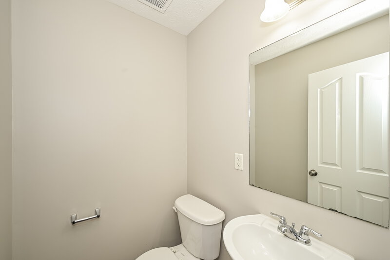 2,120/Mo, 106 Chapel Brook Way Murfreesboro, TN 37129 Bathroom View 2