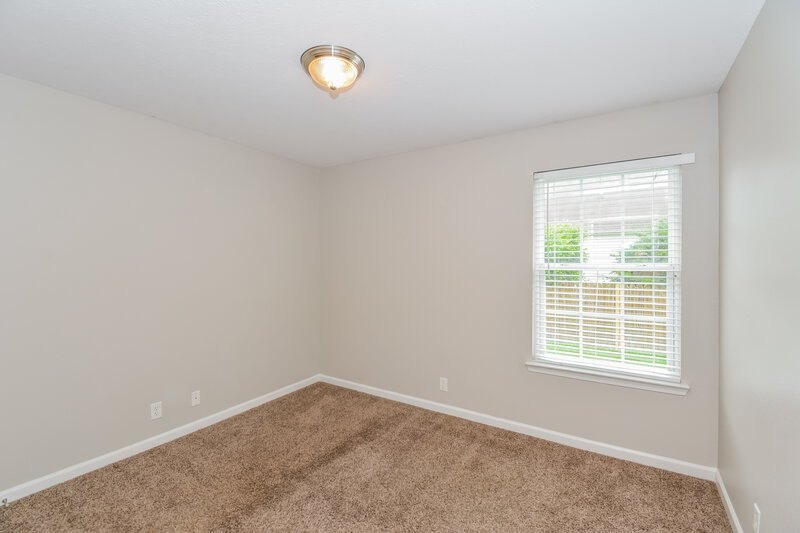 2,610/Mo, 3048 Ace Wintermeyer Dr La Vergne, TN 37086 Bedroom View 2