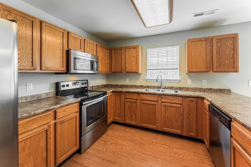 2,285/Mo, 2301 Leighton Way Spring Hill, TN 37174 Kitchen View