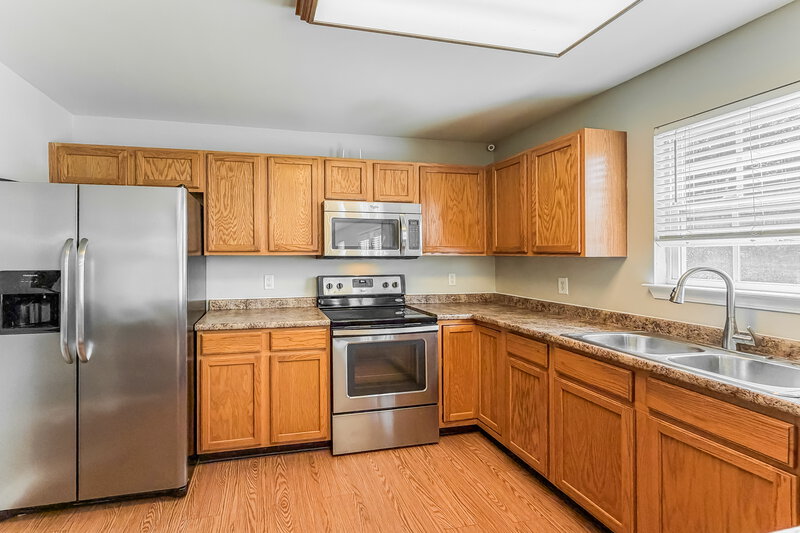 2,285/Mo, 2301 Leighton Way Spring Hill, TN 37174 Kitchen View 2