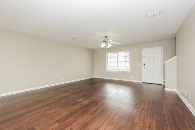 2,120/Mo, 1741 Elijah Ryan Dr Antioch, TN 37013 Living Room View