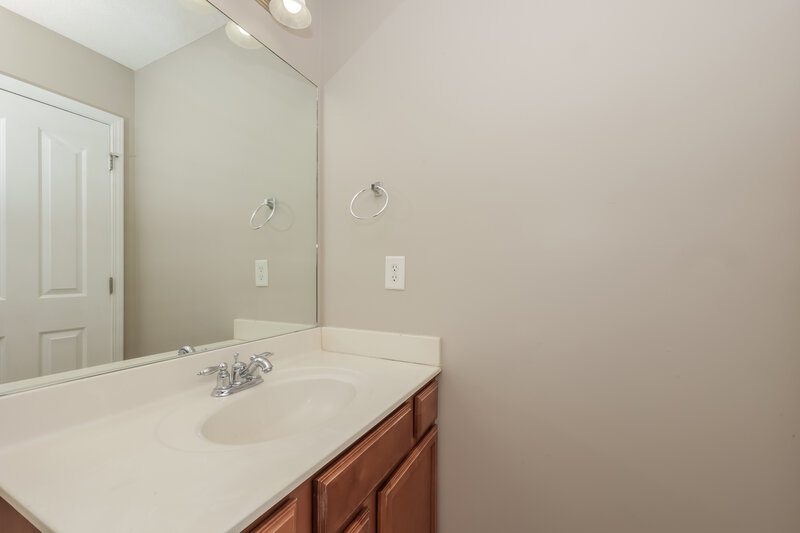 2,120/Mo, 1741 Elijah Ryan Dr Antioch, TN 37013 Bathroom View