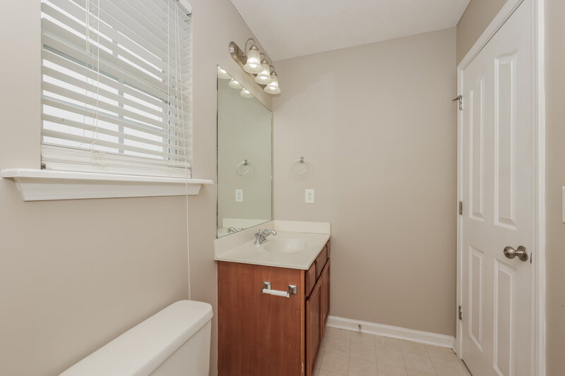 2,120/Mo, 1741 Elijah Ryan Dr Antioch, TN 37013 Bathroom View 2