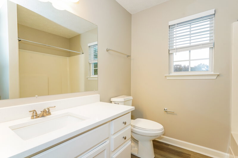 1,870/Mo, 417 Scotts Creek Trl Hermitage, TN 37076 Bathroom View 2