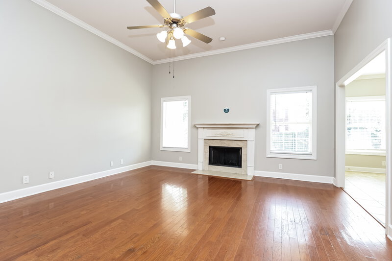 2,775/Mo, 1811 Potters Ct Murfreesboro, TN 37128 Living Room View 2