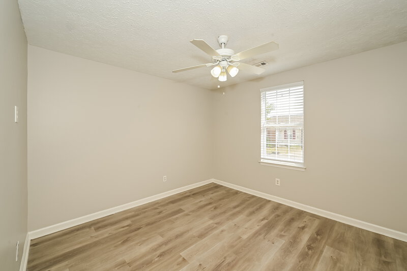 2,225/Mo, 101 Edgehill Ln Hendersonville, TN 37075 Bedroom View