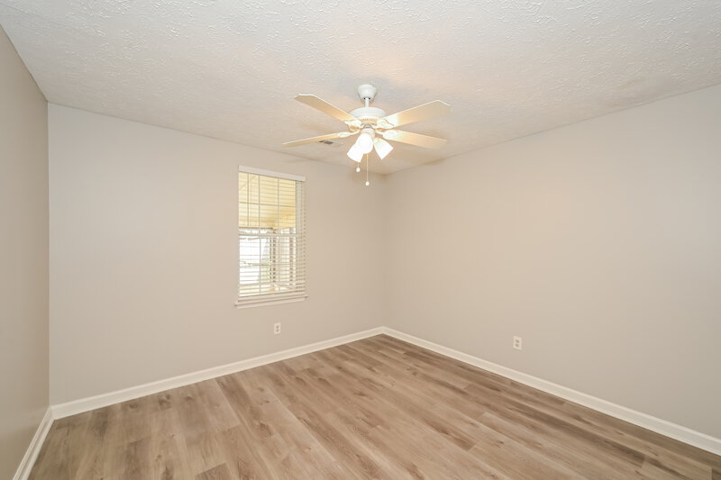 2,225/Mo, 101 Edgehill Ln Hendersonville, TN 37075 Bedroom View 2