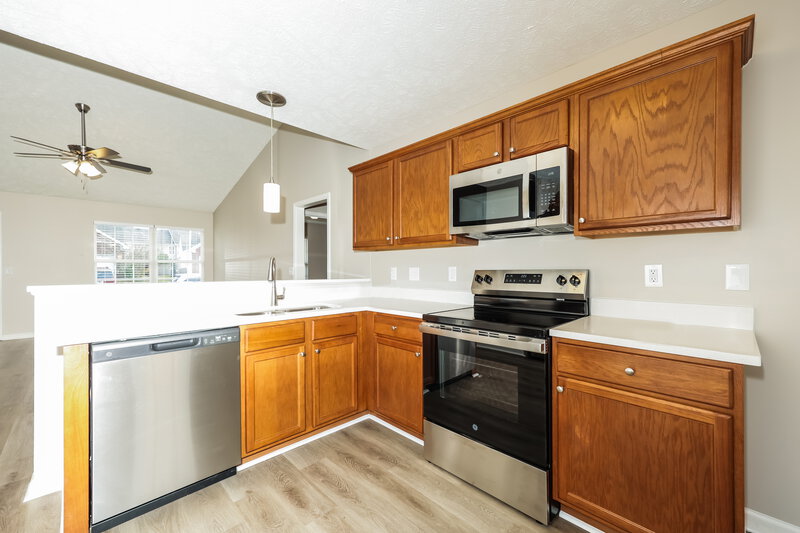 1,840/Mo, 1922 Odessa Ave Murfreesboro, TN 37128 Kitchen View