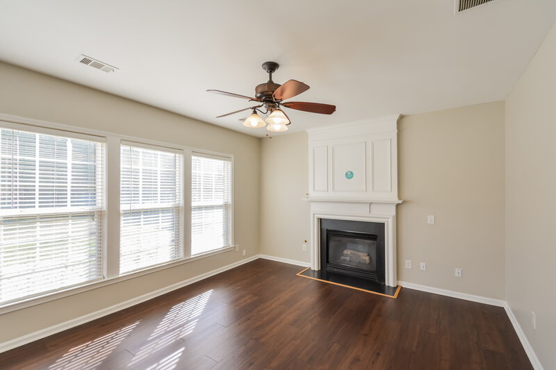 3,780/Mo, 2267 Monthemer Cv Mt Juliet, TN 37122 Family Room View 2