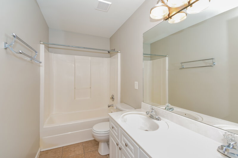 3,780/Mo, 2267 Monthemer Cv Mt Juliet, TN 37122 Bathroom View