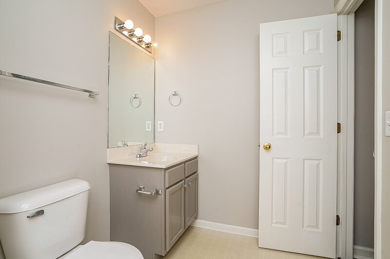 2,925/Mo, 103 Rockton Ct Hendersonville, TN 37075 Bathroom View 2