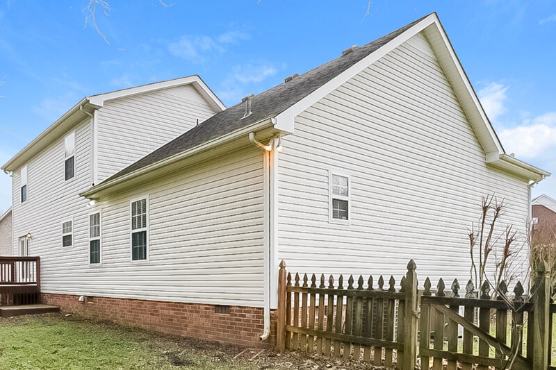 2,925/Mo, 103 Rockton Ct Hendersonville, TN 37075 Rear View