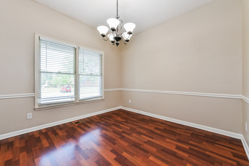 2,370/Mo, 1802 Cascade Ct Murfreesboro, TN 37127 Dining Room View