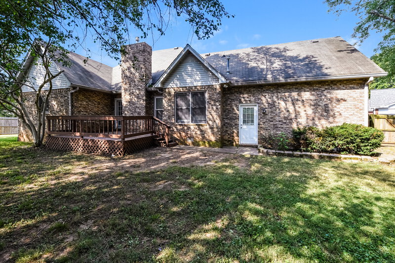2,370/Mo, 1802 Cascade Ct Murfreesboro, TN 37127 Rear View