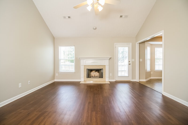 3,290/Mo, 3003 Deer Trail Dr Spring Hill, TN 37174 Living Room View