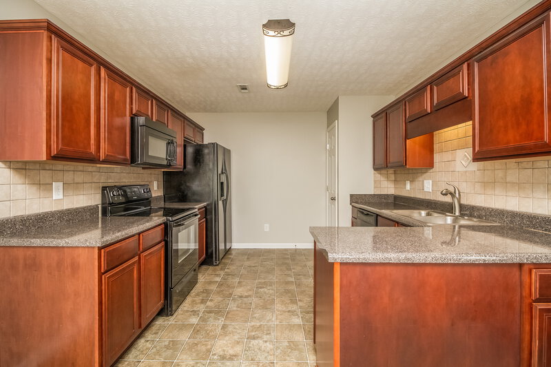 3,290/Mo, 3003 Deer Trail Dr Spring Hill, TN 37174 Kitchen View 3