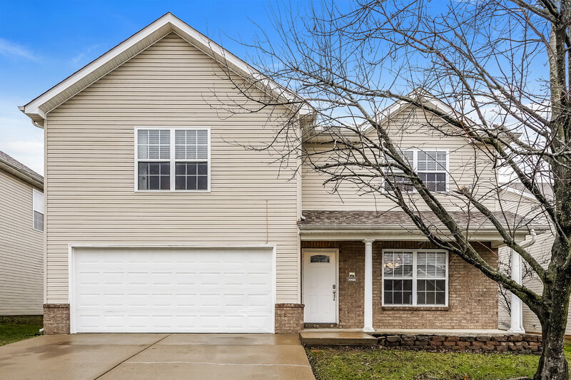 2,450/Mo, 221 Quiet Ln La Vergne, TN 37086 External View