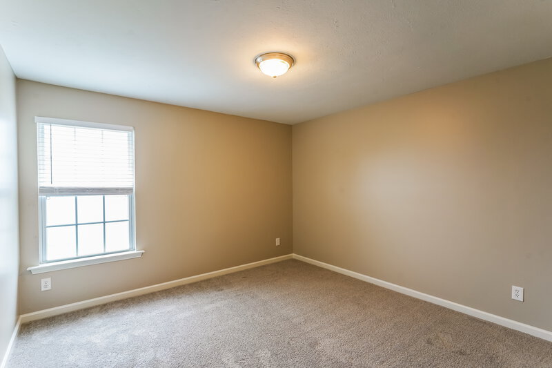 2,450/Mo, 221 Quiet Ln La Vergne, TN 37086 Bedroom View 3