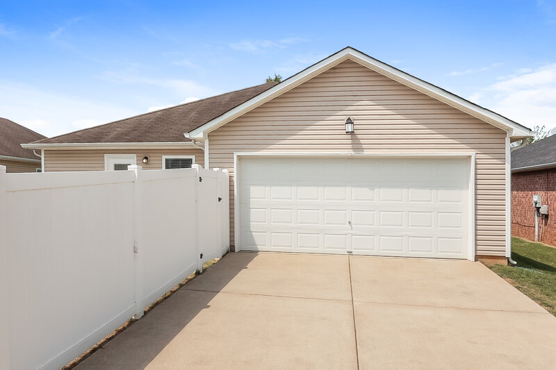 2,275/Mo, 3618 Blaze Dr Murfreesboro, TN 37128 Rear View 2