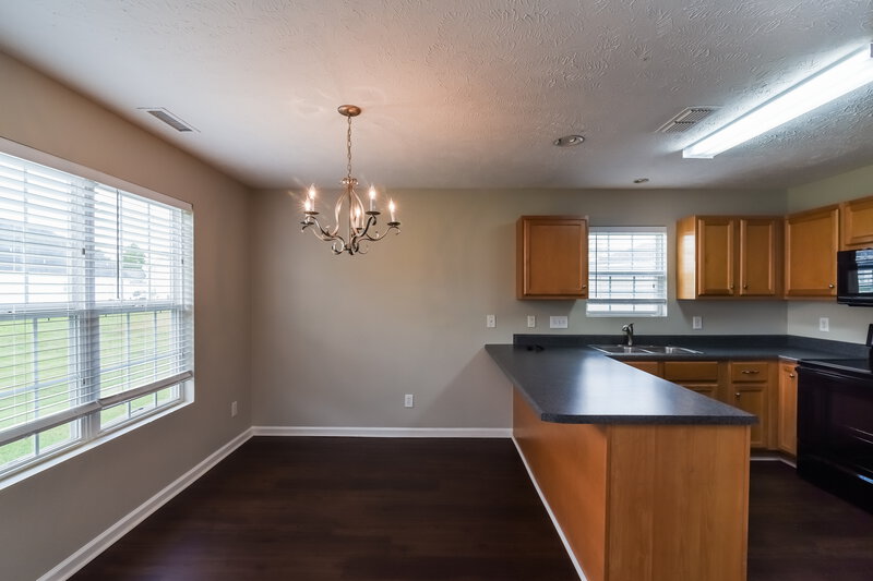 2,320/Mo, 1548 Destiny Dr Murfreesboro, TN 37130 Dining Room View