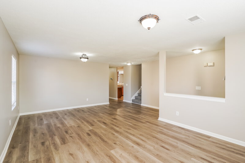 2,125/Mo, 2845 Meadow Gln Mt Juliet, TN 37122 Living Room View 2