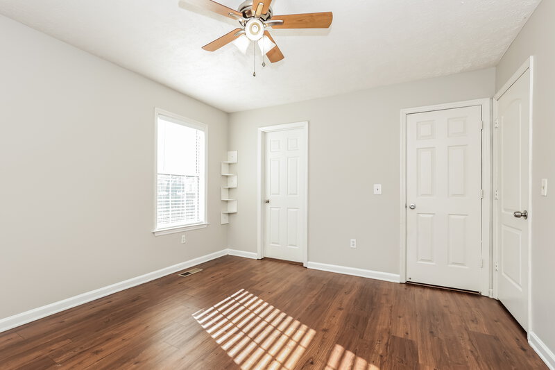 2,980/Mo, 401 Shadylake Dr La Vergne, TN 37086 Main Bedroom View