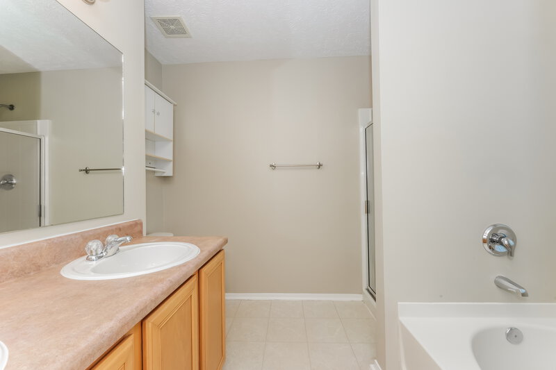 2,305/Mo, 2694 Sutherland Dr Thompsons Station, TN 37179 Main Bathroom View