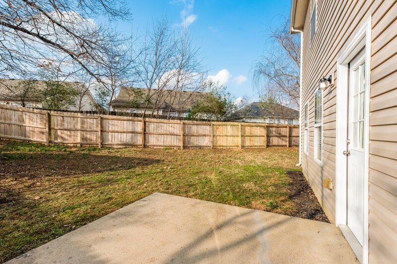 1,925/Mo, 1216 Elisha Ct La Vergne, TN 37086 Rear View