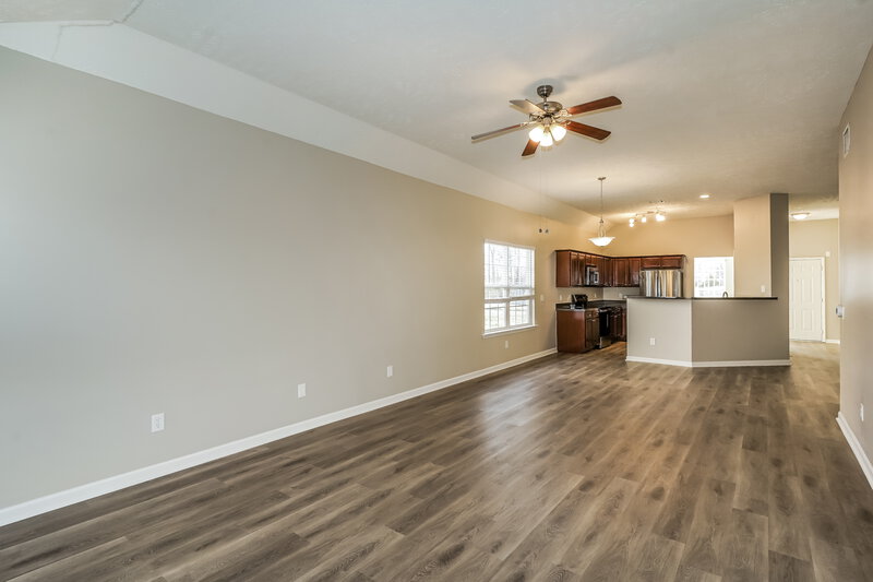 2,035/Mo, 3432 Whitesail Ct Antioch, TN 37013 Living Room View