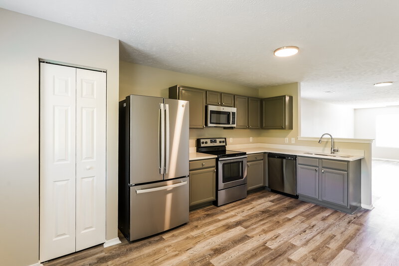2,130/Mo, 2761 Sutherland Dr Thompsons Station, TN 37179 Kitchen View 2