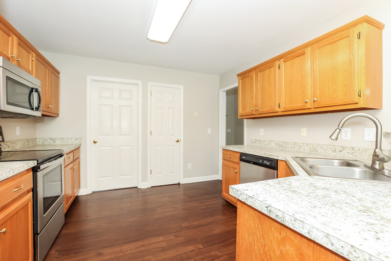 1,985/Mo, 2903 Torrence Trl Spring Hill, TN 37174 Kitchen View