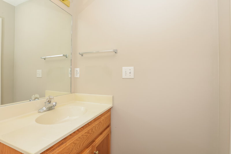 1,985/Mo, 2903 Torrence Trl Spring Hill, TN 37174 Bathroom View