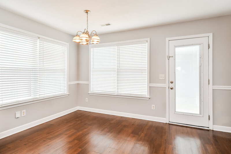 2,270/Mo, 1612 Allston Dr Murfreesboro, TN 37128 Dining Room View