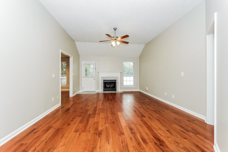 2,285/Mo, 319 Cypress Glen Dr Mt Juliet, TN 37122 Living Room View 2