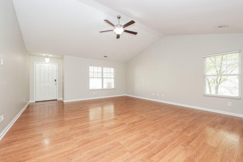 2,100/Mo, 3141 Aidan Ln Mt Juliet, TN 37122 Living Room View