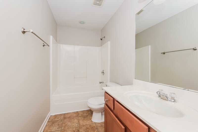 2,100/Mo, 3141 Aidan Ln Mt Juliet, TN 37122 Bathroom View