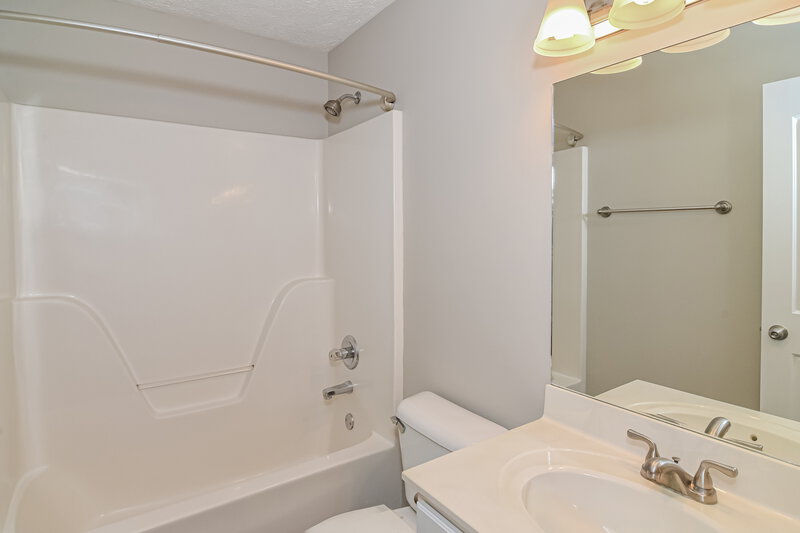 1,910/Mo, 3011 Wellington Pl Murfreesboro, TN 37128 Bathroom View