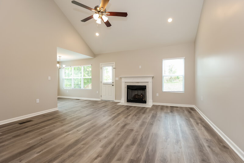 2,515/Mo, 1024 Secretariat Dr Mt Juliet, TN 37122 Living Room View