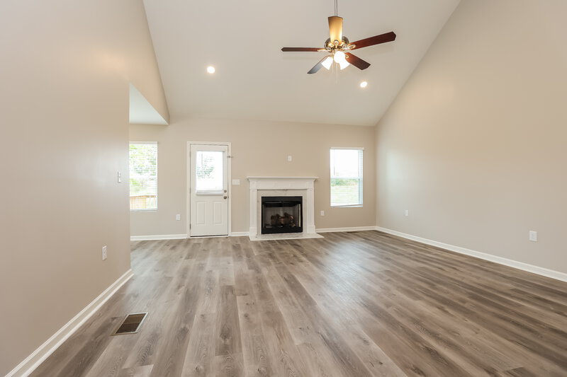 2,515/Mo, 1024 Secretariat Dr Mt Juliet, TN 37122 Living Room View 2