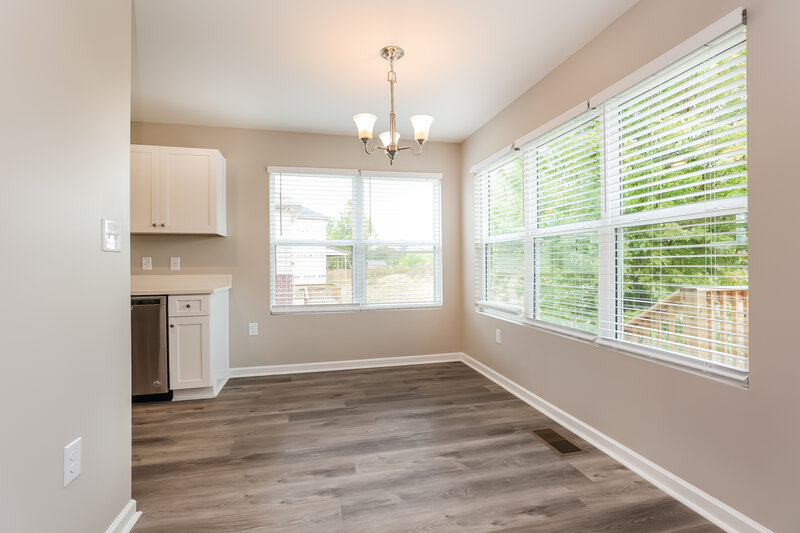 2,515/Mo, 1024 Secretariat Dr Mt Juliet, TN 37122 Dining Room View