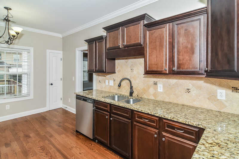 2,190/Mo, 1802 Walking Dr Murfreesboro, TN 37130 Kitchen View 2