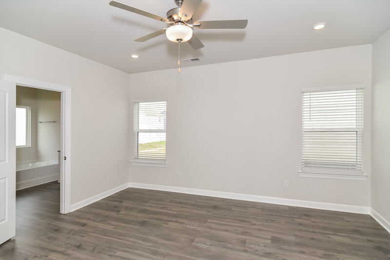 2,195/Mo, 2420 Nabali Way Murfreesboro, TN 37127 Main Bedroom View