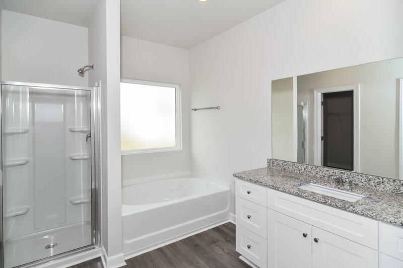 2,195/Mo, 2420 Nabali Way Murfreesboro, TN 37127 Main Bathroom View