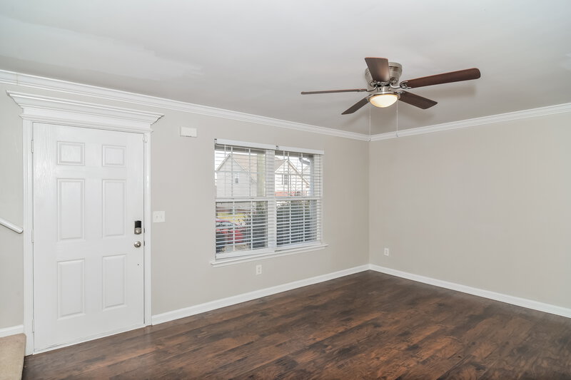 2,120/Mo, 3136 Skinner Dr Antioch, TN 37013 Living Room View 2