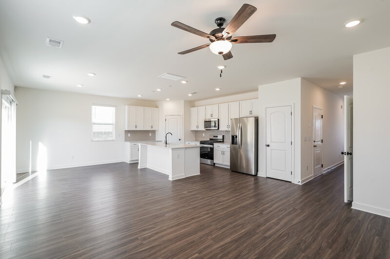 3,200/Mo, 5415 Dunbar Dr Old Hickory, TN 37138 Living Room View