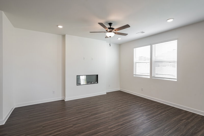 3,200/Mo, 5415 Dunbar Dr Old Hickory, TN 37138 Living Room View 2