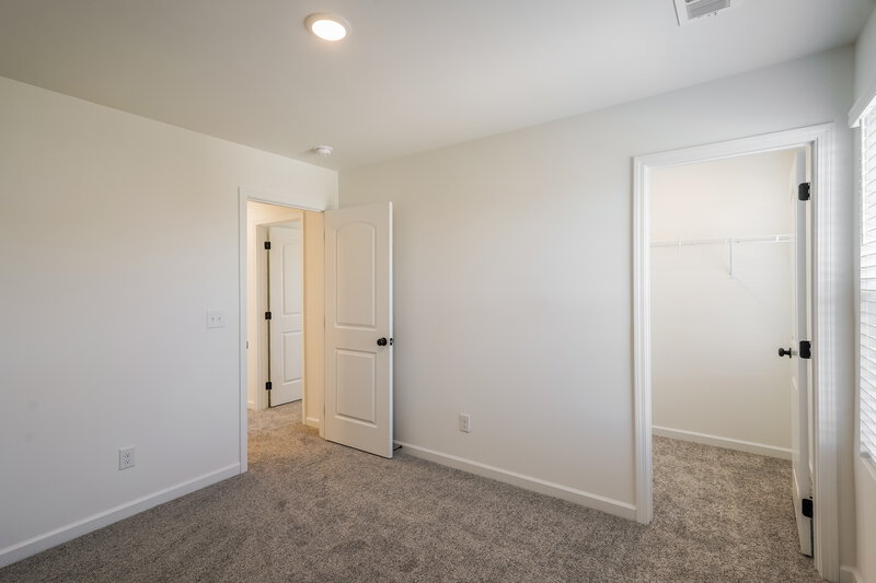 3,200/Mo, 5415 Dunbar Dr Old Hickory, TN 37138 Bedroom View 3