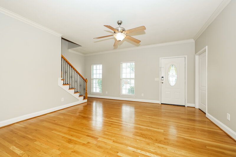 2,395/Mo, 7004 Marhaden Dr Antioch, TN 37013 Living Room View 2