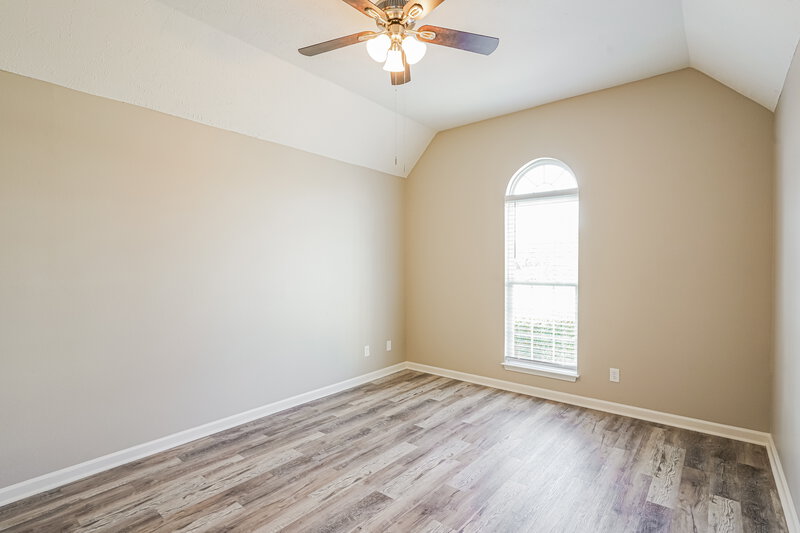 1,860/Mo, 1057 Tom Hailey Blvd La Vergne, TN 37086 Main Bedroom View