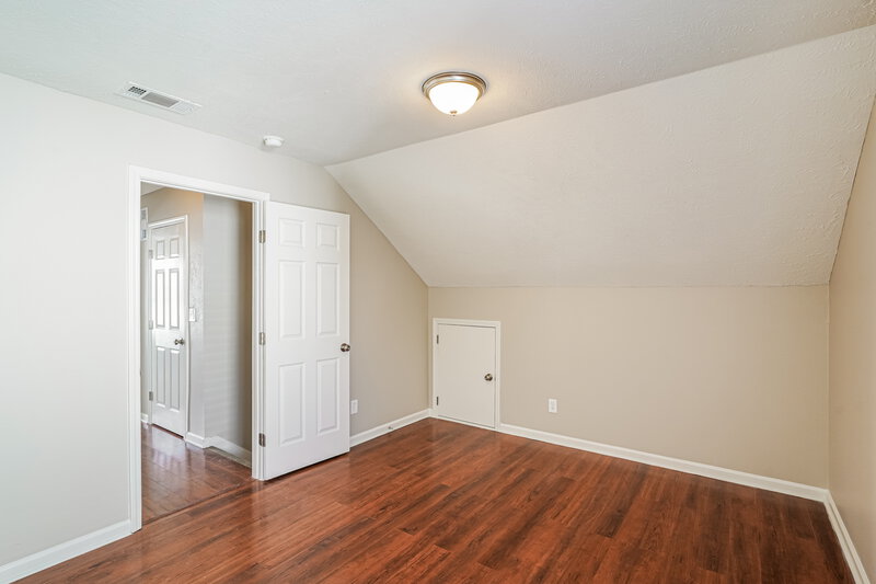 1,860/Mo, 1057 Tom Hailey Blvd La Vergne, TN 37086 Bedroom View 2